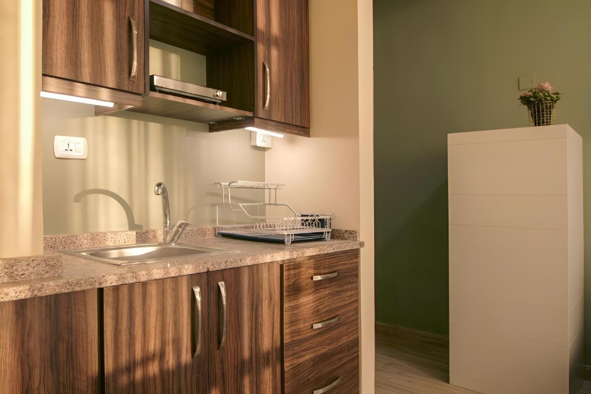 46 Serviced Aparthotel *