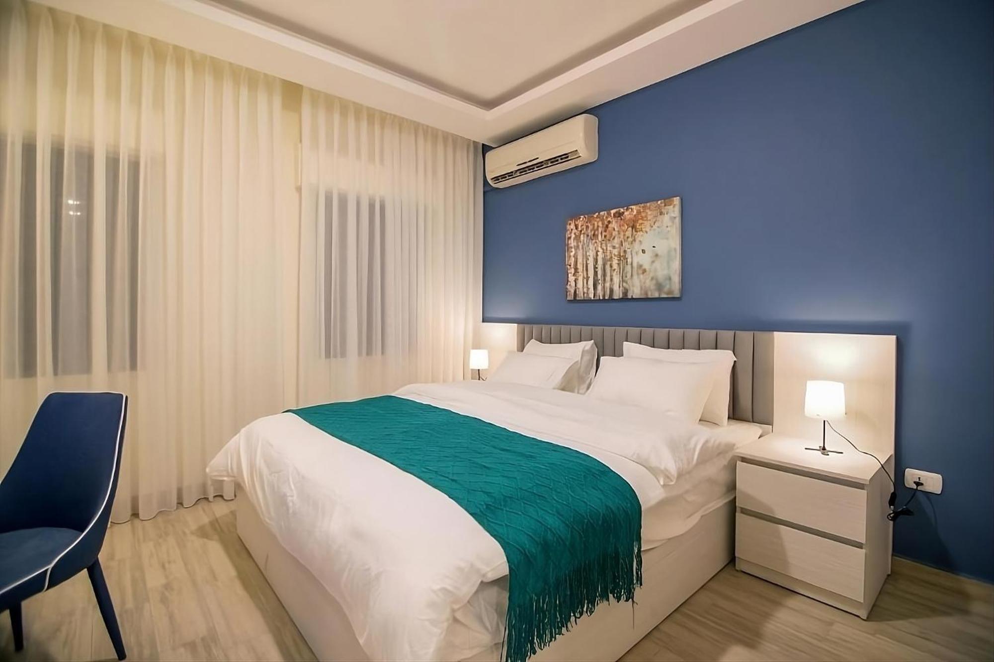 Aparthotel 46 Serviced *